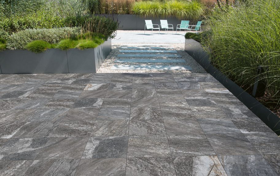 Azulejos de Exterior com Efeito Pedra para pátio - Pukka Anthracite 45x45 da Recer