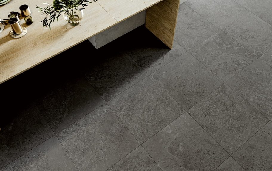 Cerâmica com efeito de pedra sedimentada para cozinhas urbanas - Palazzo Grey da Recer