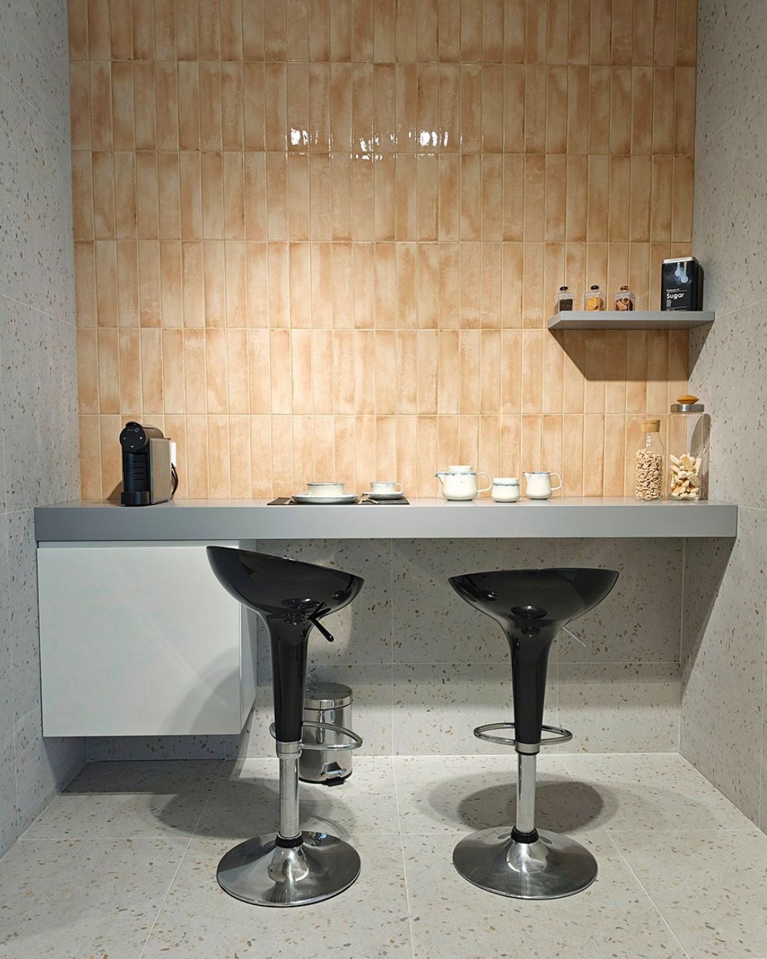 showroom vetra ivory